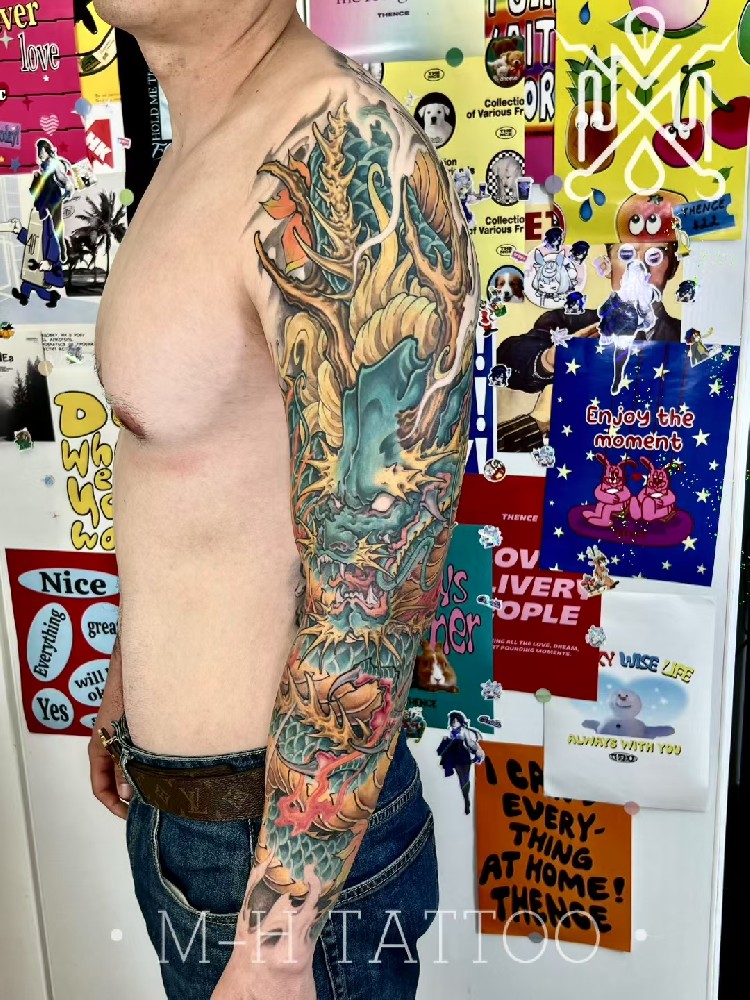 新传统青龙花臂